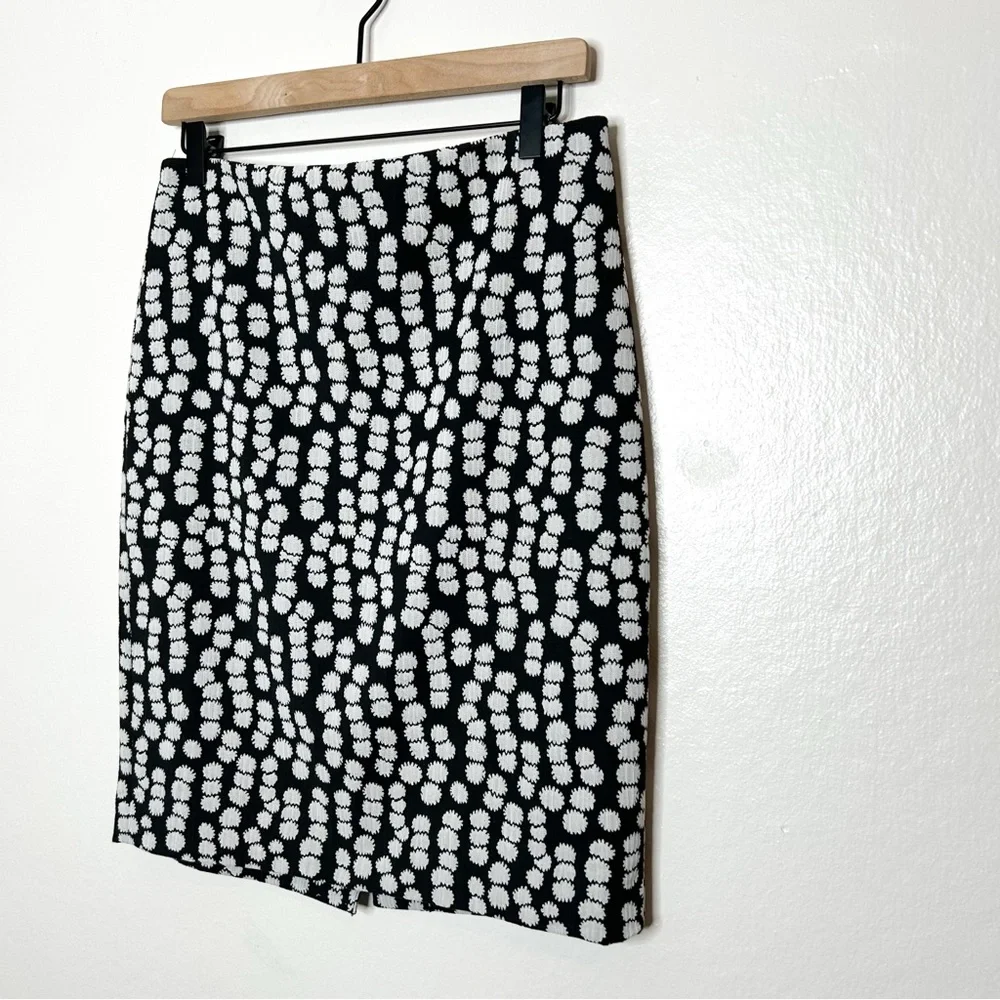 Ann Taylor Textured Knit Black White Business‎ Casual Career Pencil Skirt 4